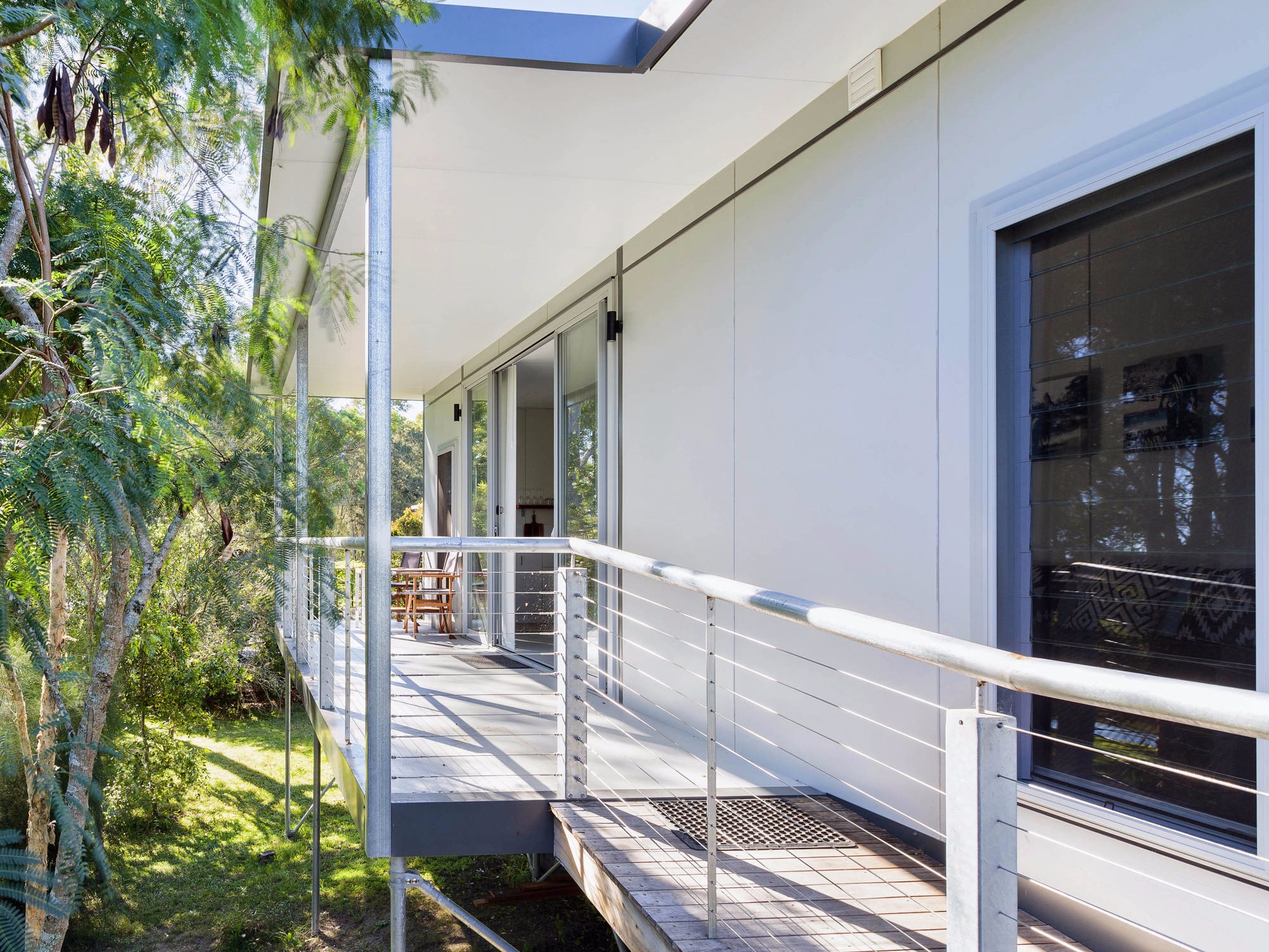 MAAP House hybrid panelised modular homes. The Clovelly Granny Flat weekend accommodation factory built complete external