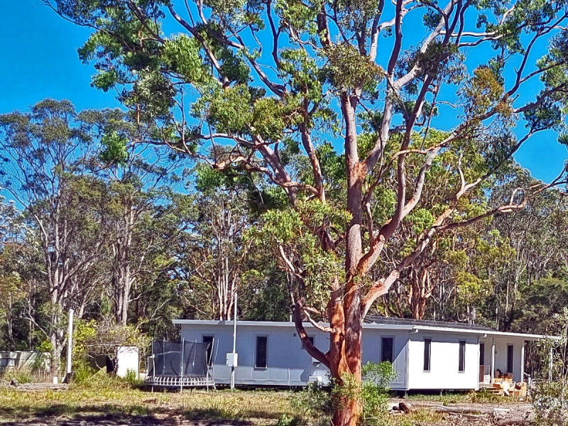 MAAP House hybrid panelised modular homes. Custom family home in the country factory built complete external